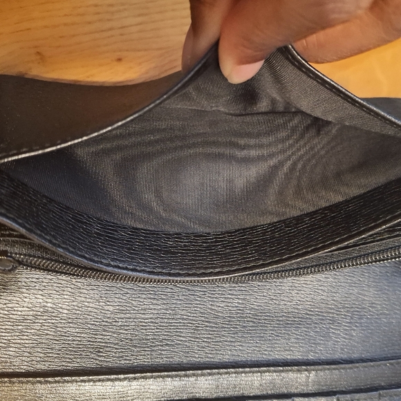 Gucci Vintage Unisex Black Long Wallet With COA and Unbranded Dustbag - Picture 15 of 16